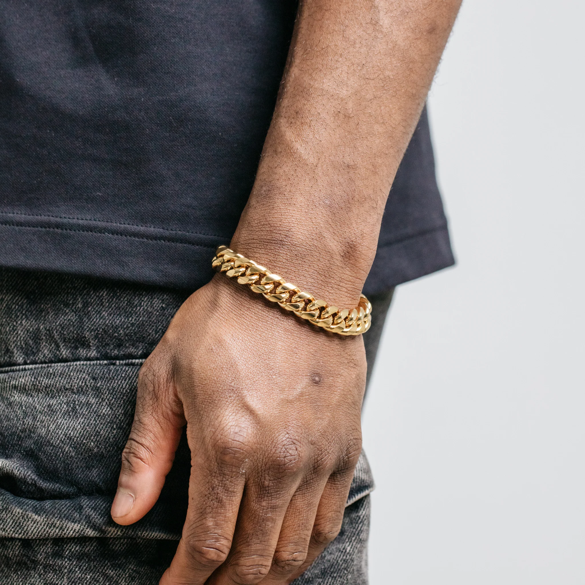 12mm Miami Cuban Bracelet - Gold - Image 6