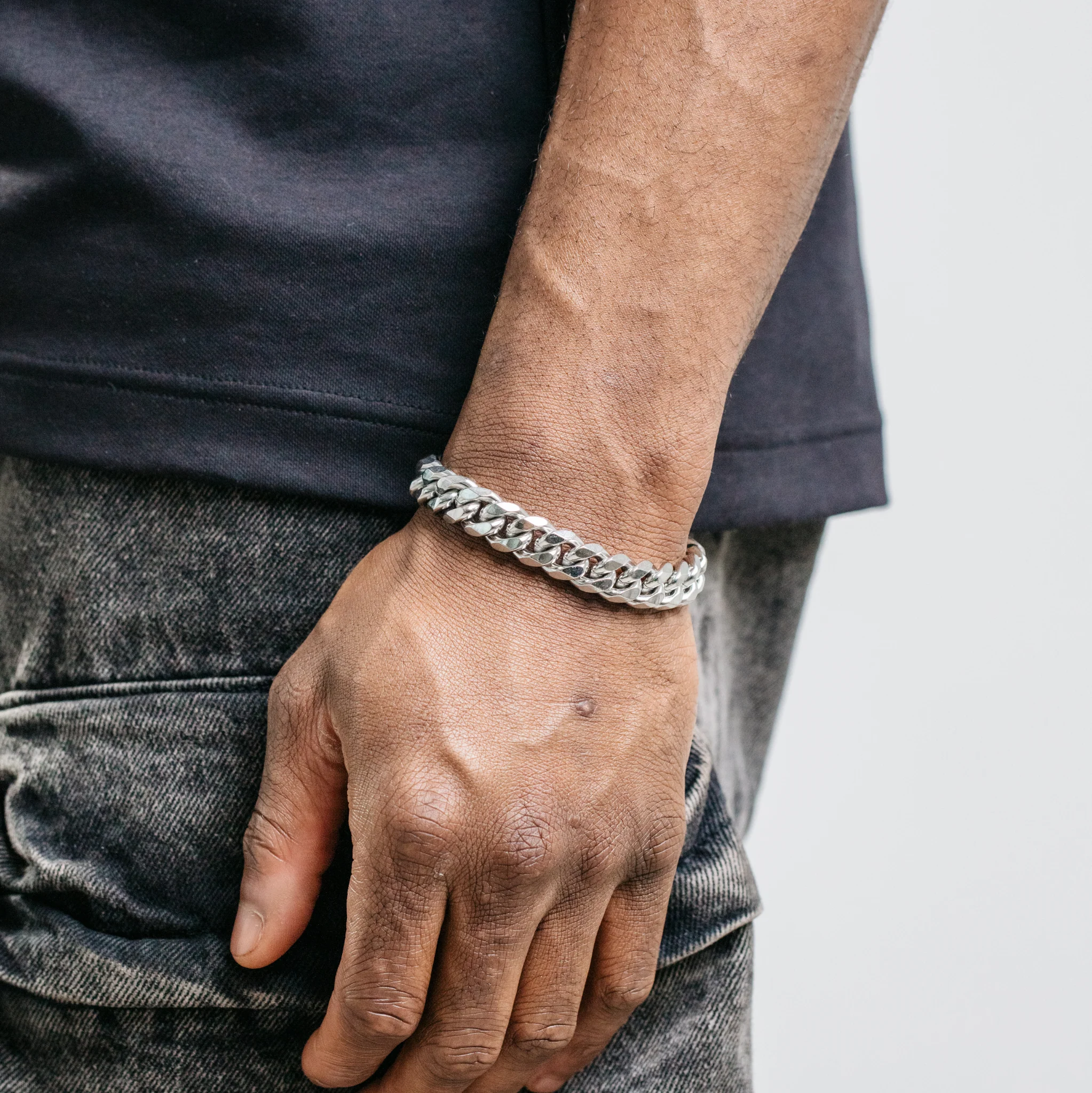 12mm Miami Cuban Bracelet - Silver - Image 6