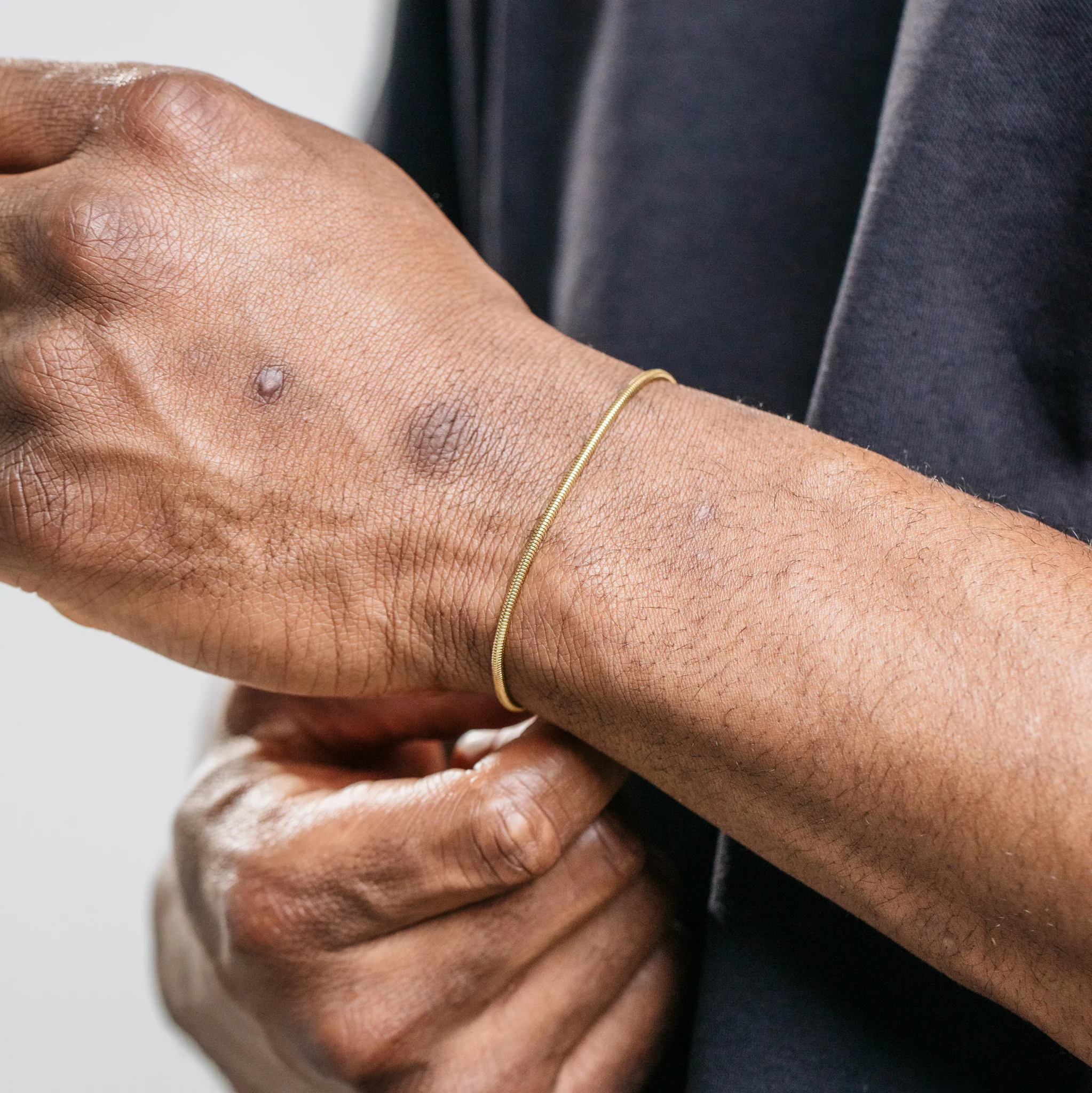 2mm Snake Bracelet - Gold - Image 5