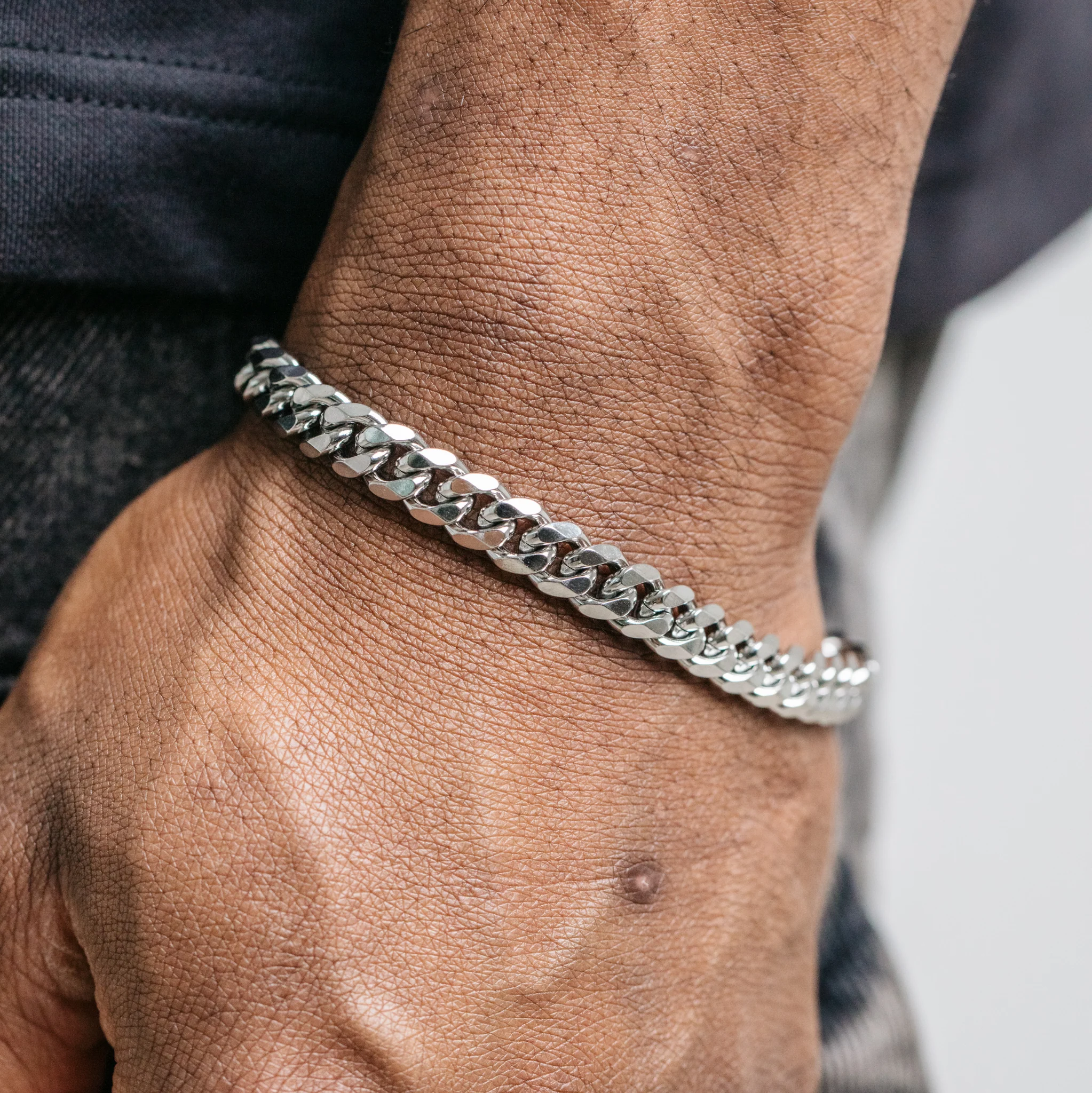 8mm Miami Cuban Bracelet - Silver - Image 5