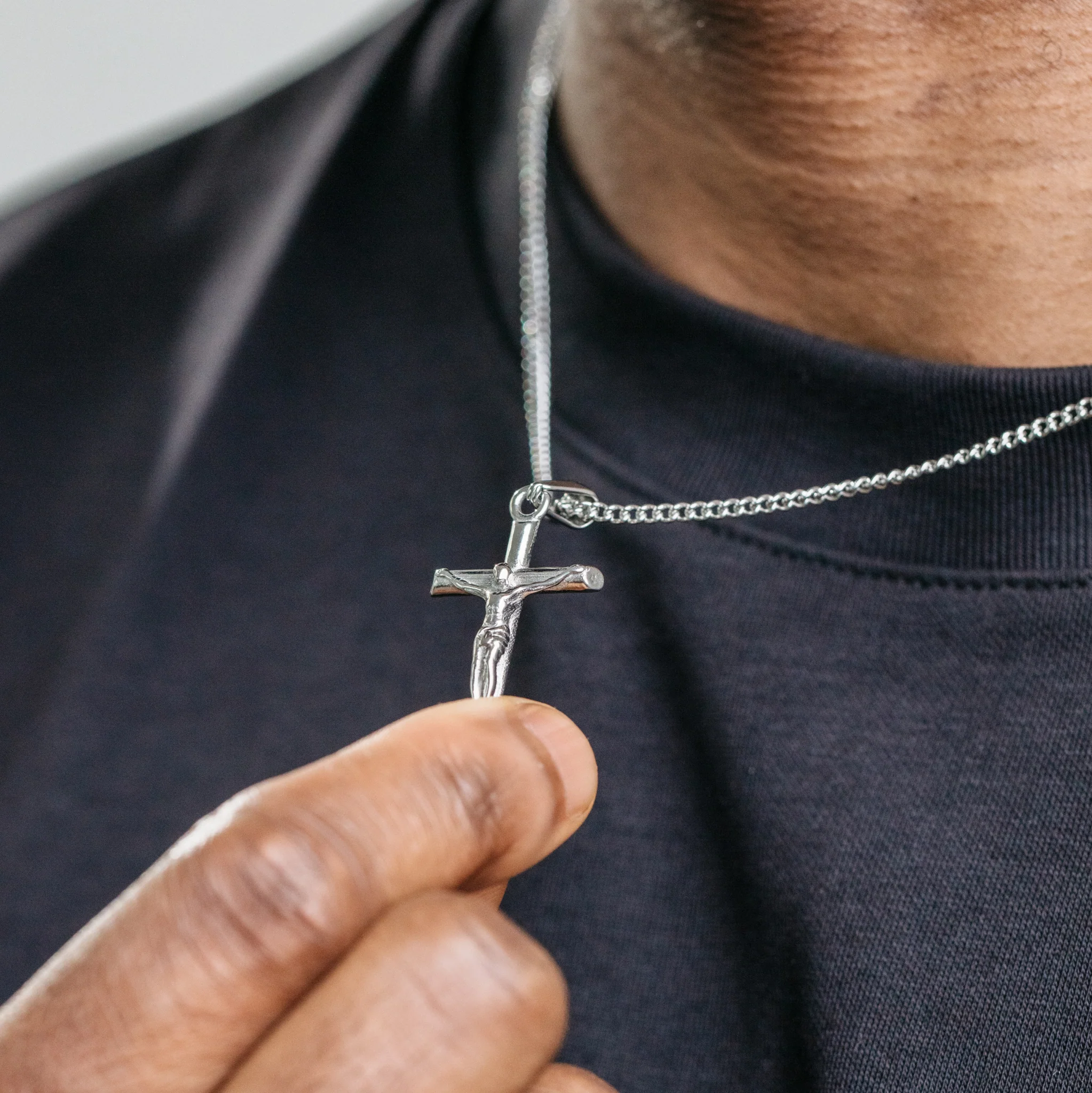 Crucifix Pendant - Silver (S) - Image 5